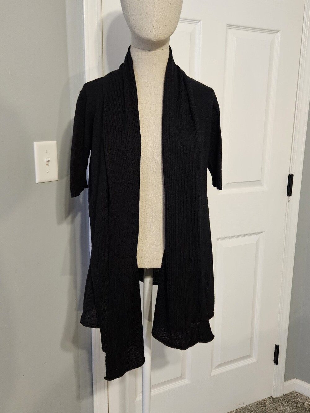 The Limited Black Short-Sleeve Open-Front Cardigan
